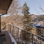 & Hike Asa, Center, Family And Friends Apartmán