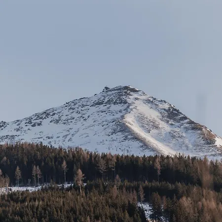 & Hike Asa, Center, Family And Friends Bad Gastein